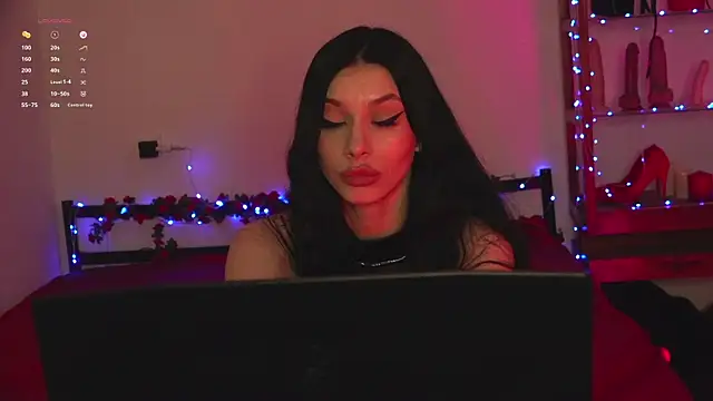 Olivia_Faye