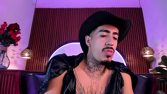 Donovan_Desmond webcam