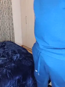 Bootylioustits webcam