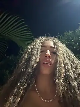 roxyrougee webcam