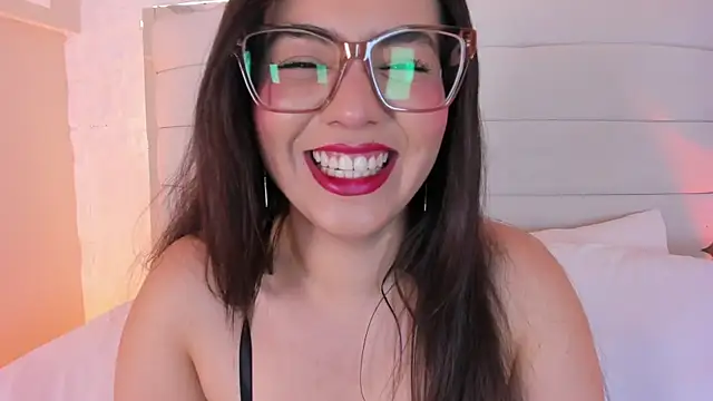 Ali_Hamilton webcam