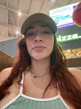 ariiel_ Live Webcam on Stripchat