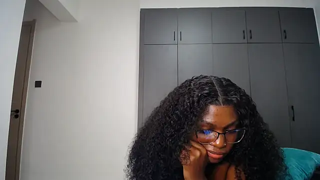 Pretty_Liya08 webcam