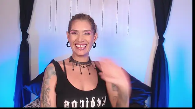 Agatha_Tenebris webcam