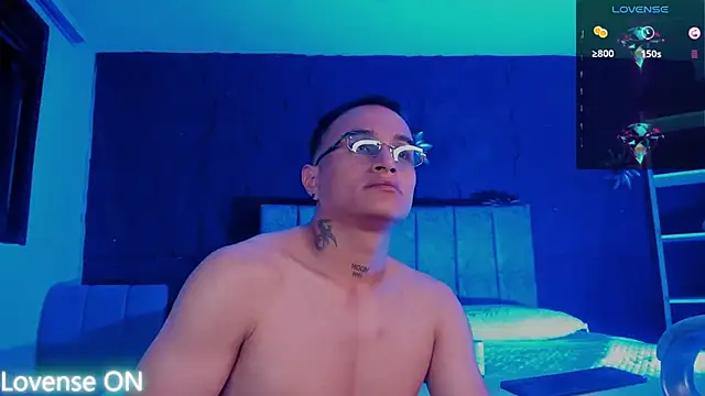 liamdeep - LiamDeep's free webcam - UK Sex Cams