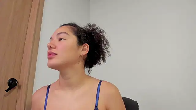 MiaRouseex webcam