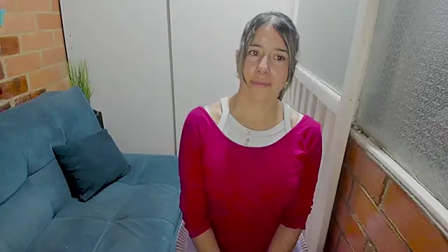 Penelope47 webcam