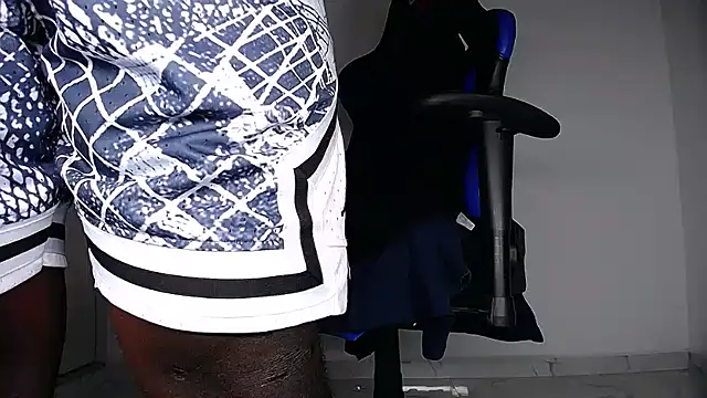 MAXJONES_2