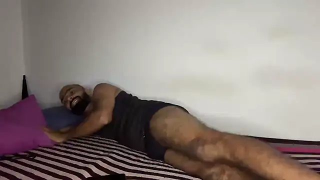 DesiDaddyandSon webcam
