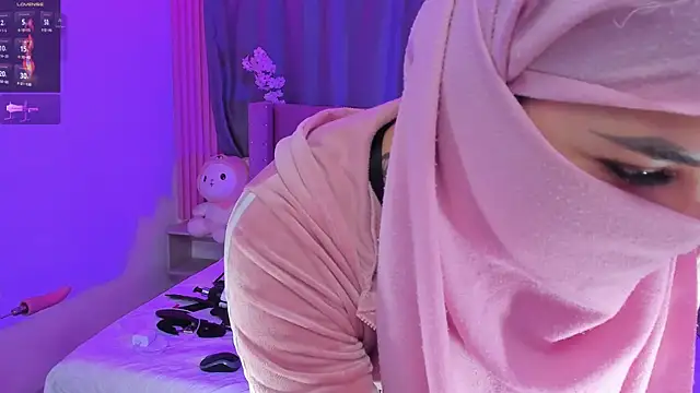Nayla-Mouna webcam