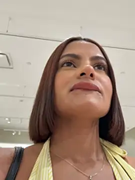 Irina_Velvett webcam