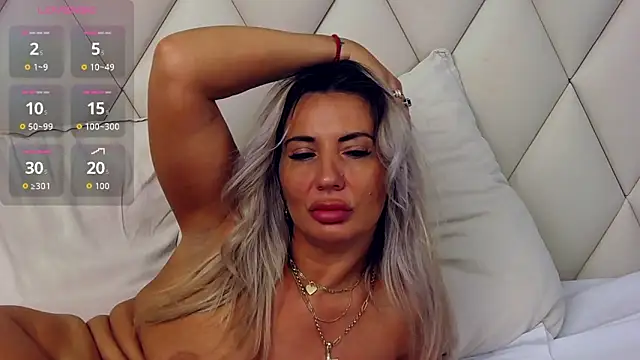 GinaBear webcam