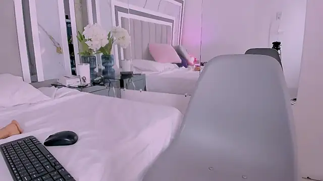luciagray1 webcam