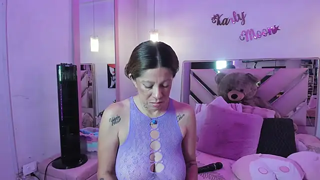 Karly_moon webcam
