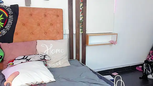 MeowMota_ webcam