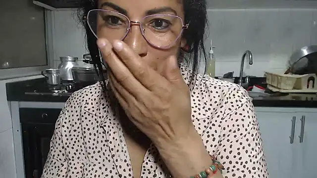 kateleyagrey - Kateleyagrey's free webcam - UK Sex Cams