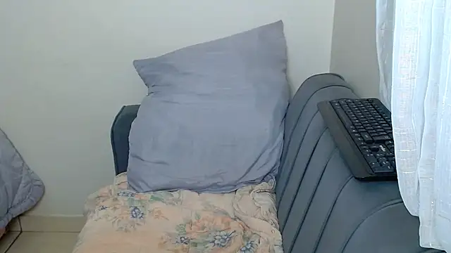 Babysex32 webcam