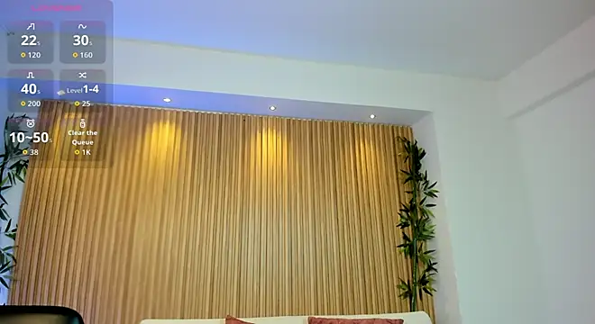 Saara_Corraless webcam
