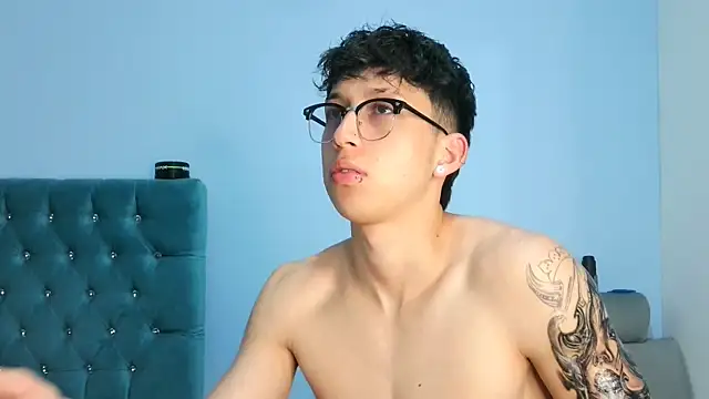_Thomas_hot_ webcam