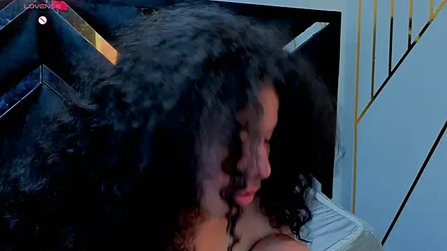 Zoe-yanin webcam