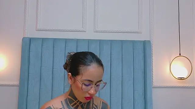 NicoleBlum webcam
