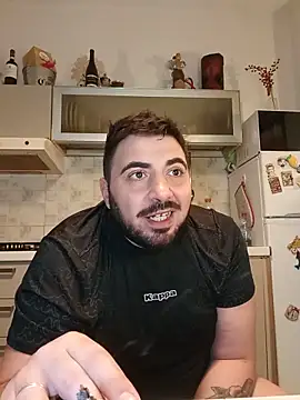 bear_skinny webcam