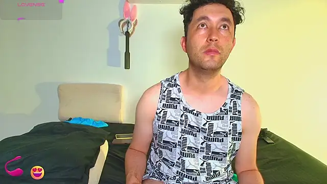 JeremmyAndStacy webcam