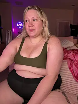 PiggyRose webcam