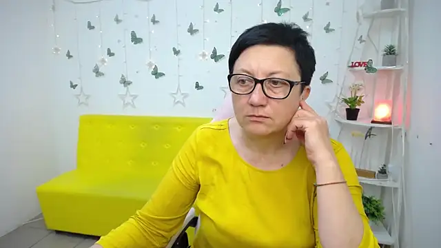 EmilyL0ve webcam