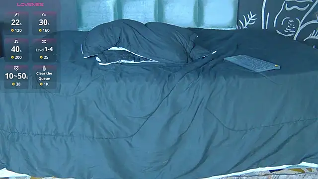 Blonndie_Noir webcam