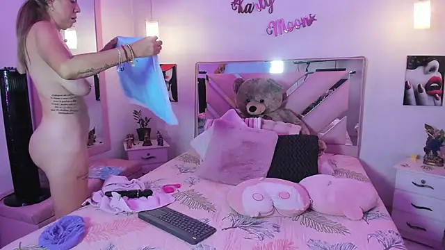 Karly_moon webcam