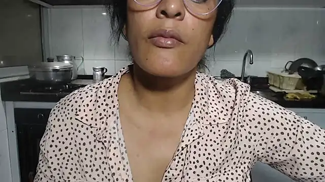 kateleyagrey webcam