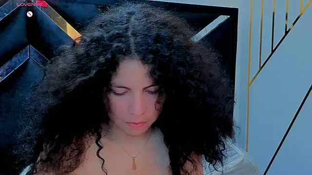 Zoe-yanin