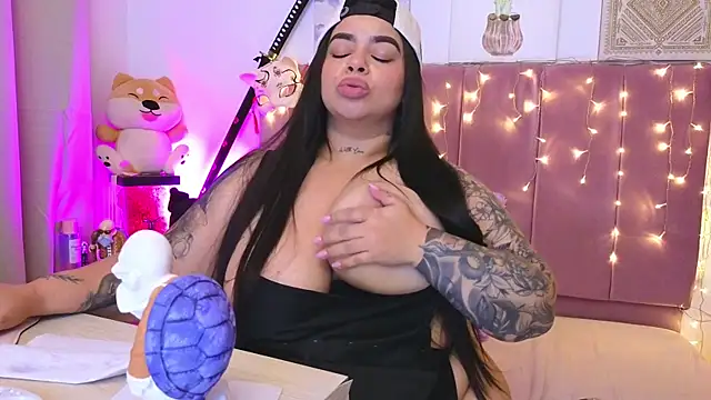 MiahJoness