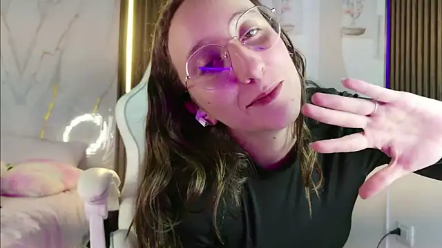 mia_099 webcam