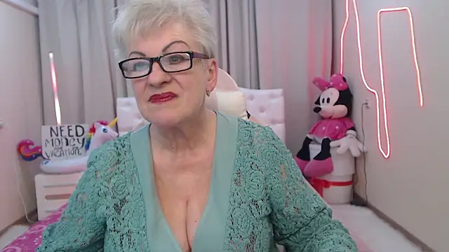 KayleSmoll webcam