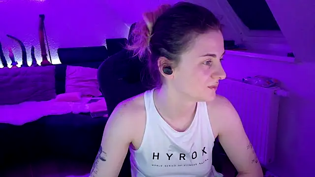 Melly4You webcam