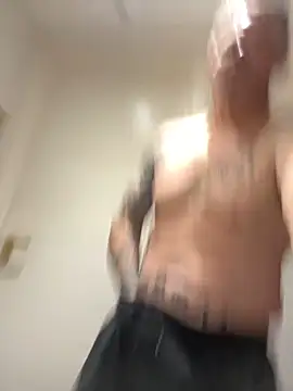 mrlovinhusband webcam