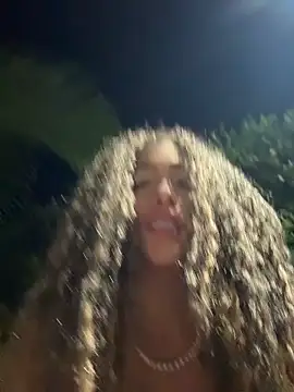 roxyrougee webcam