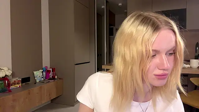 moonavelle webcam