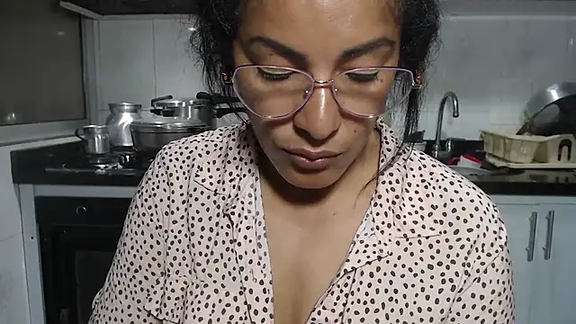 kateleyagrey webcam