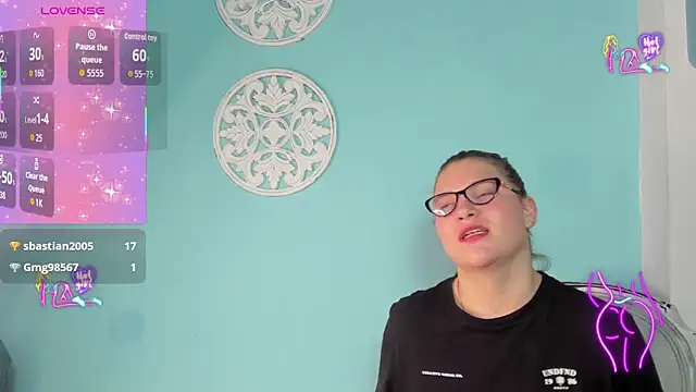 LiiaVelvet webcam