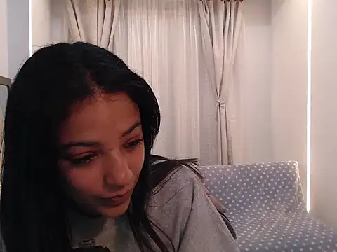 Scarleet_miaa webcam