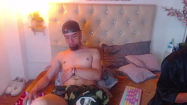 Rommen_N_Zoe webcam