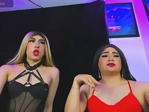 naughty_trans_dolls webcam
