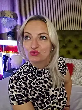 LadyTouch webcam
