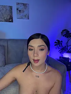 AlleCollins webcam
