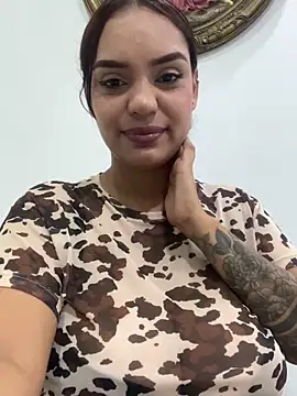 Sara-77 from StripChat is Freechat