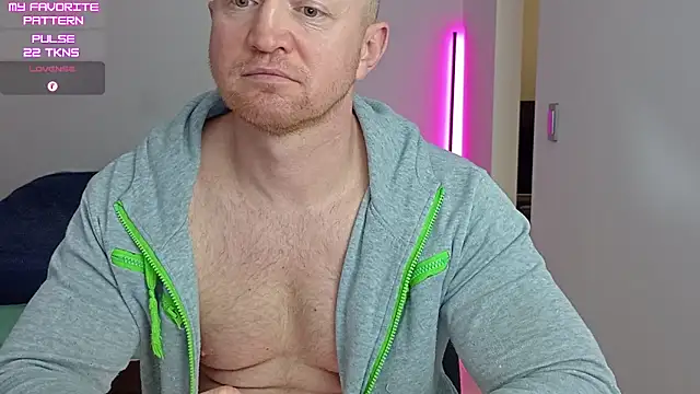 kevintyler69 - Kevintyler69's free webcam - UK Sex Cams