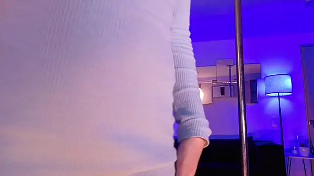 mandi4pole_ live sex cam